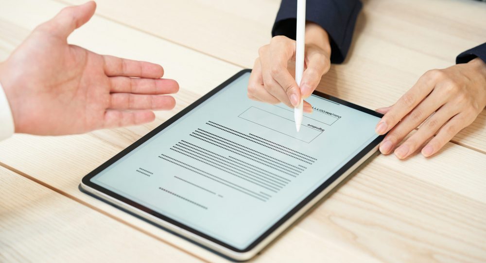 学校法人営業部門向け見積フロー見直しアドバイザリー業務、外注化のための組織改編アドバイザリー業務